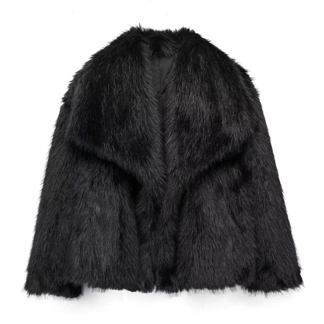 Warm plush fur coat for ladies