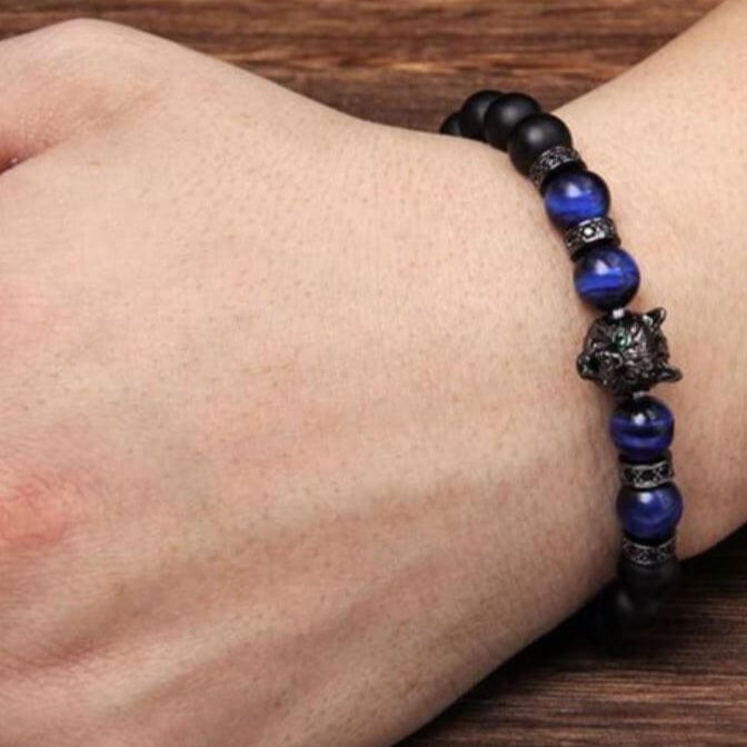 Wolf tiger eye beaded bracelet