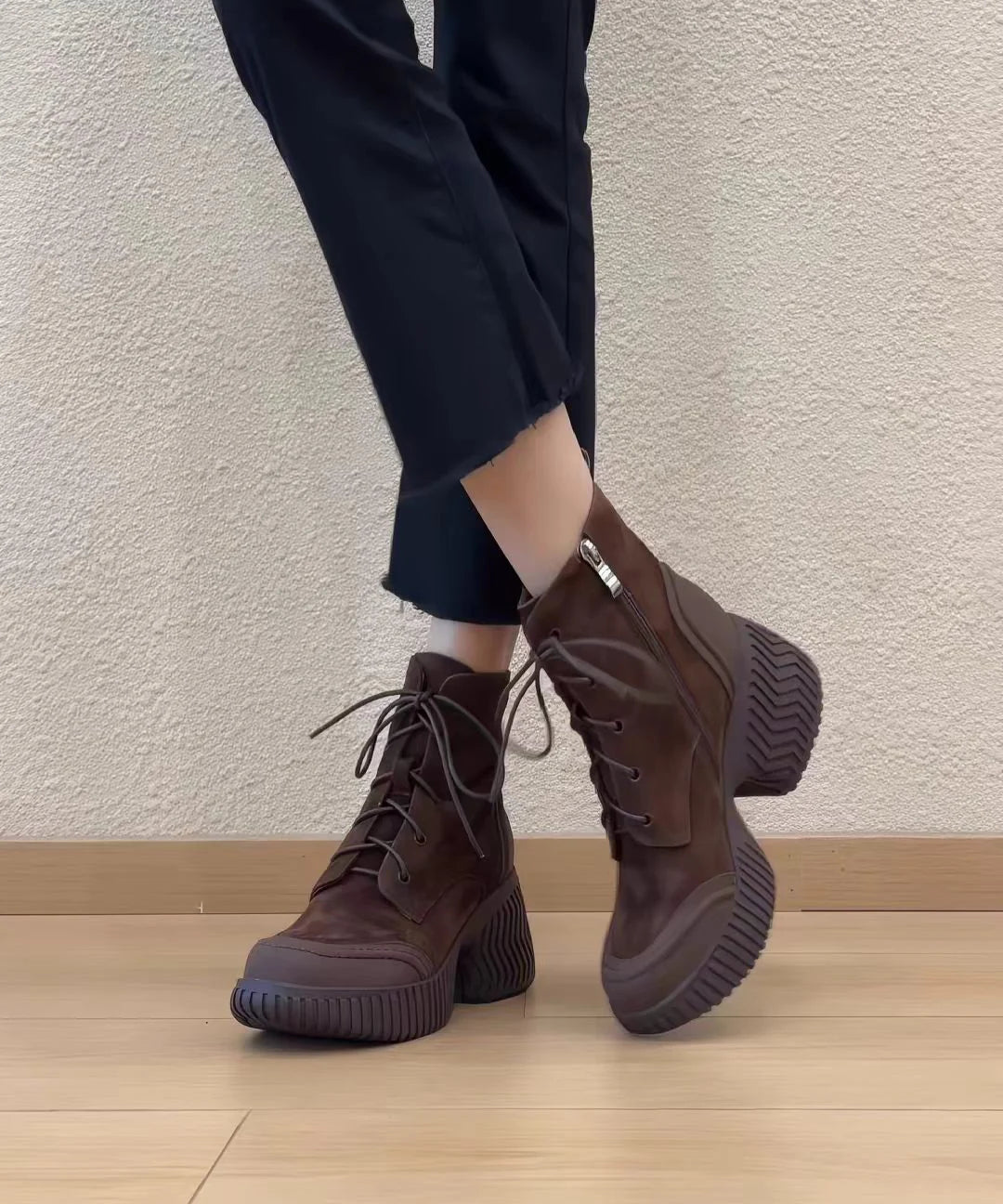 Women's Ankle Boots Lace-Up Platform with Side Zipper 1