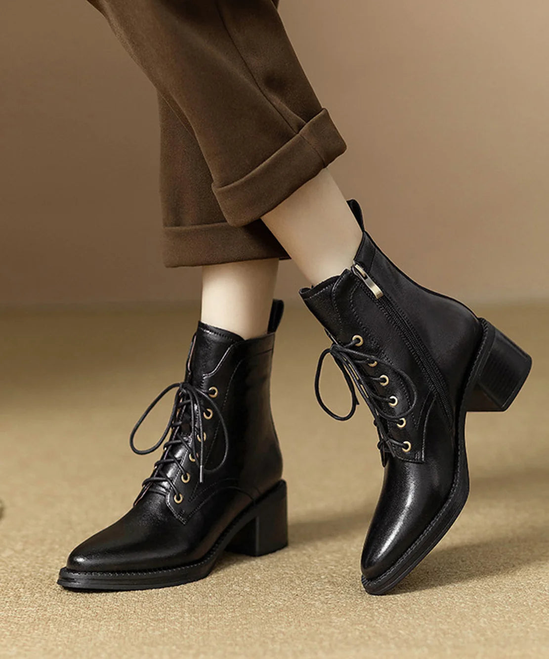 Women's Ankle Boots Lace-Up Pointed Toe Chunky Heel 2