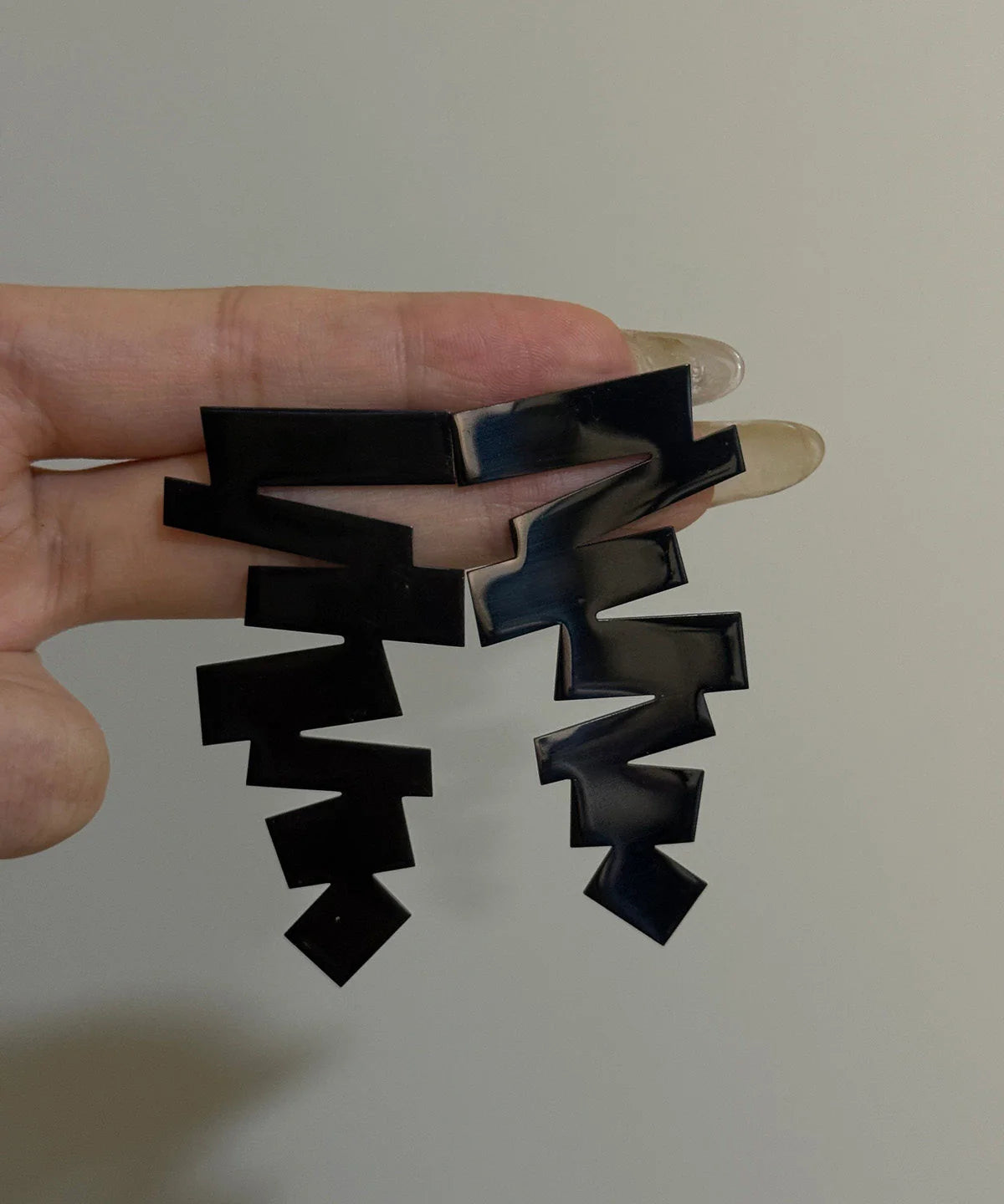 Women's Asymmetrical Drop Earrings Fashion Accessory 3