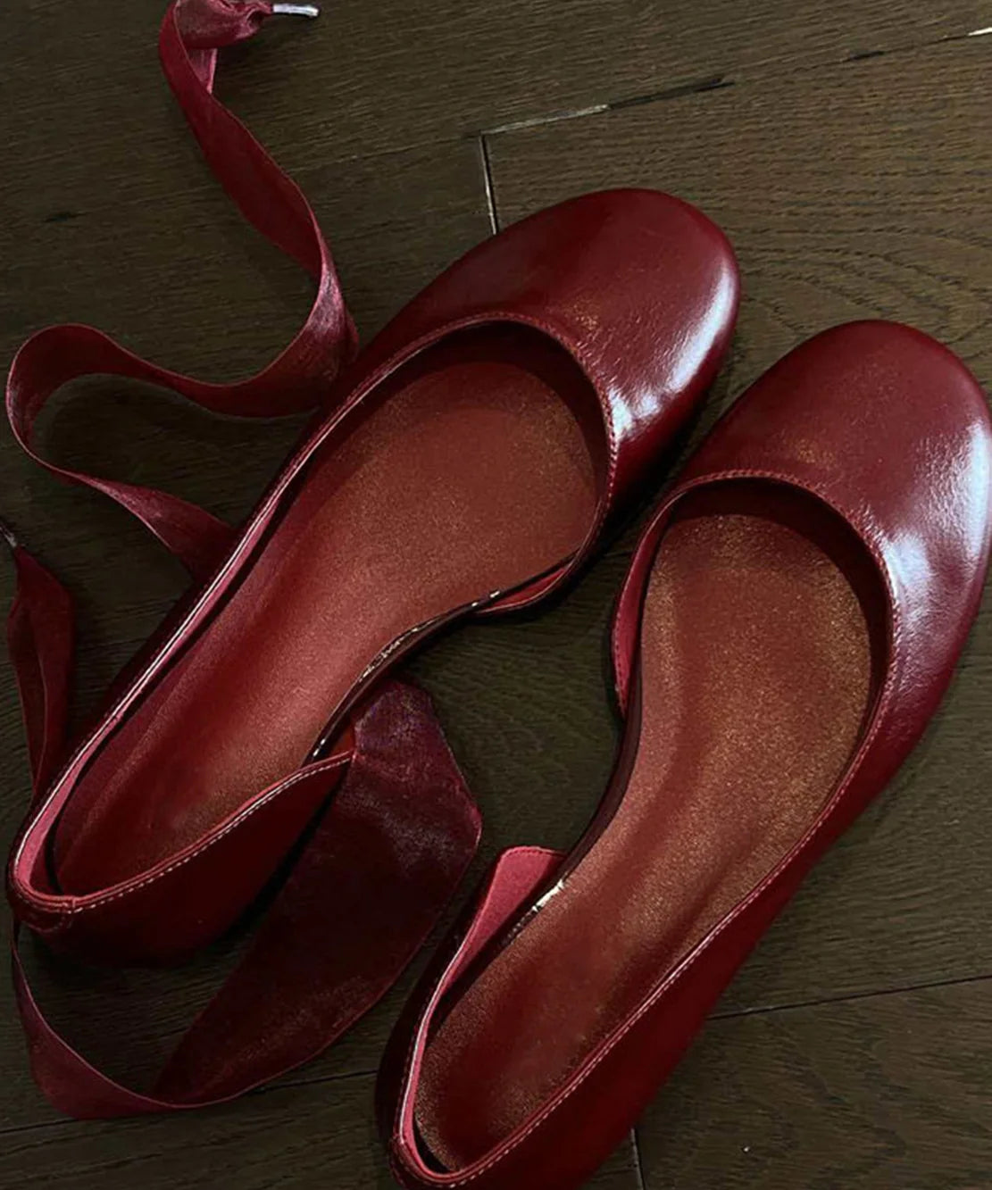 Women's Ballet Flats Round Toe with Ribbon Detail 2