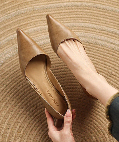 Women's Black Pumps Pointed Toe Kitten Heel 1