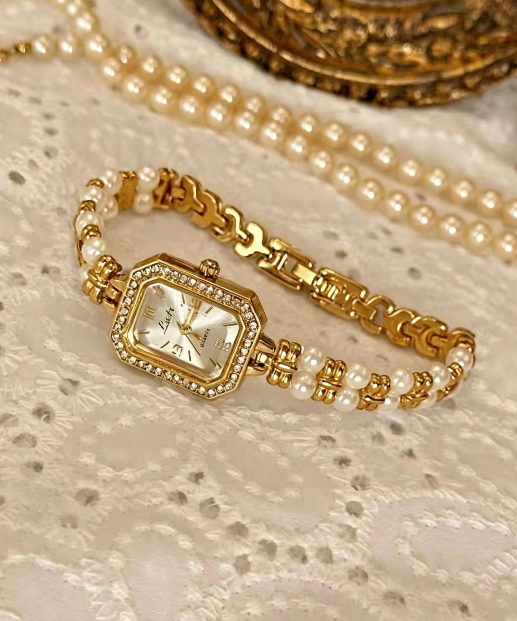 Women's Bracelet Watch Classic Design 1