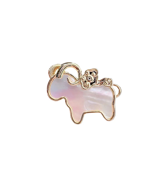 Women's Brooch Pin Goat Design Overgild Style 0