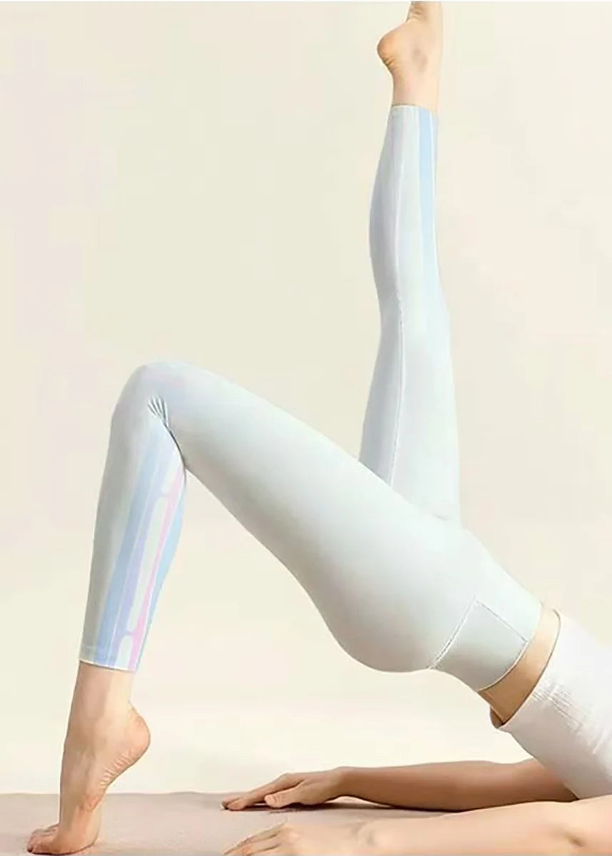 Women's Capri Leggings High Waist with Scrunch Detail 4
