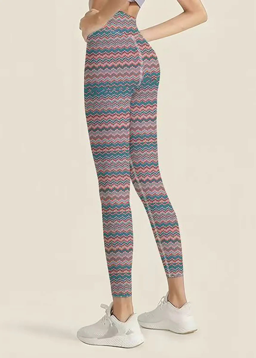 Women's Capri Leggings Wave Print Athletic Style 4