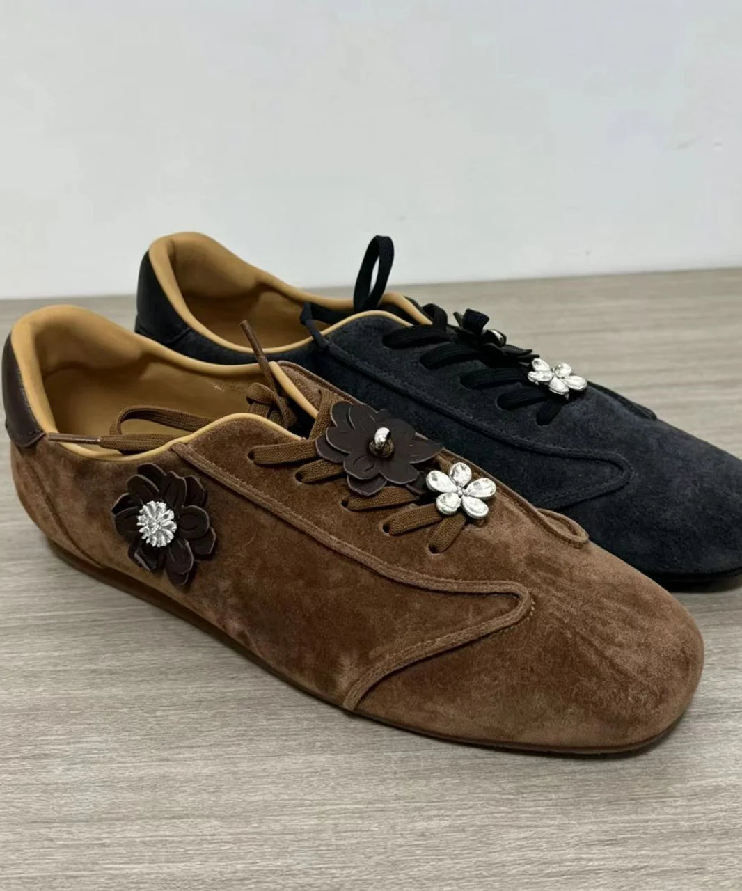 Women's Casual Flats Lace-Up Floral Design 4