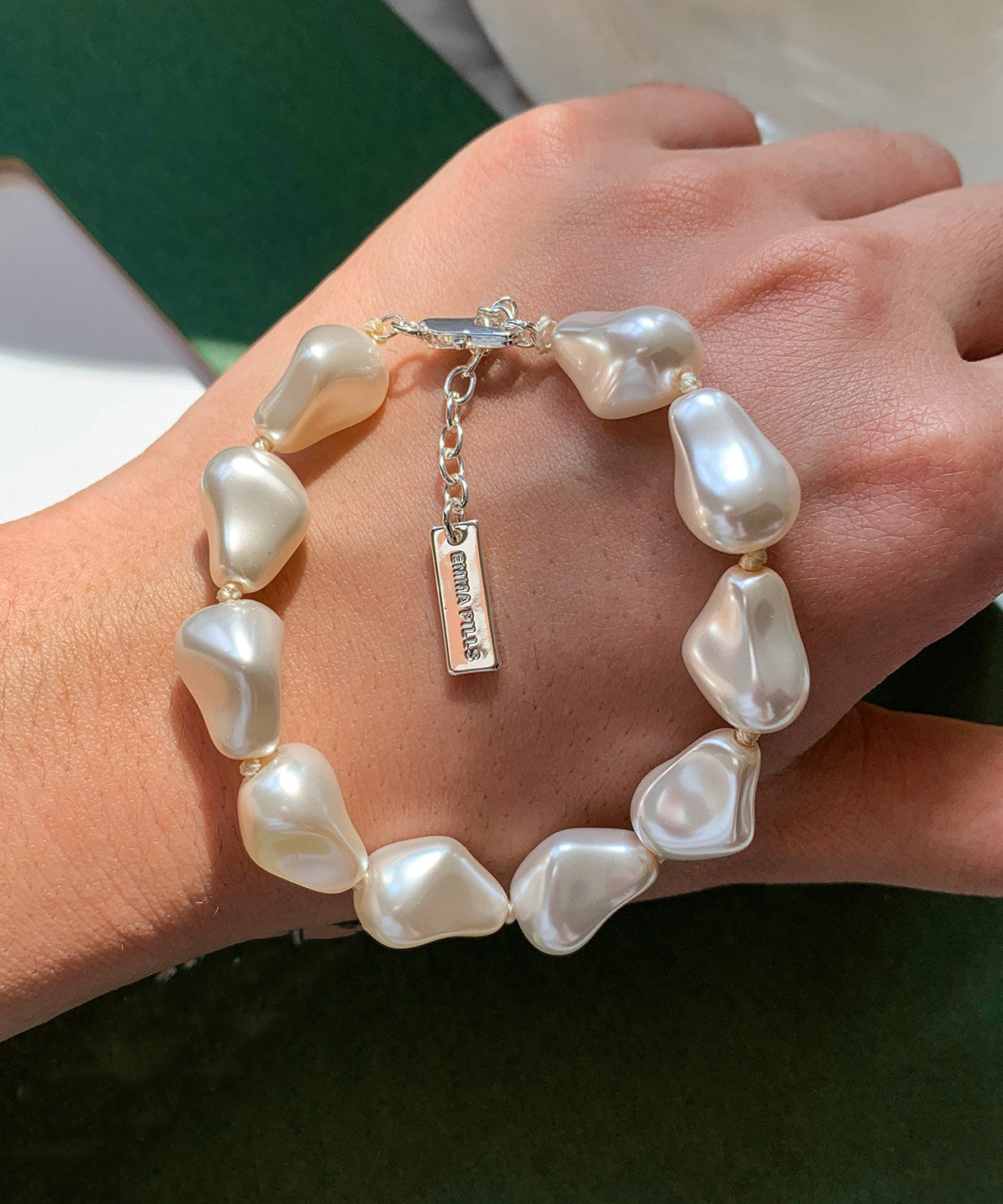 Women's Charm Bracelet Asymmetrical Pearl Design 0