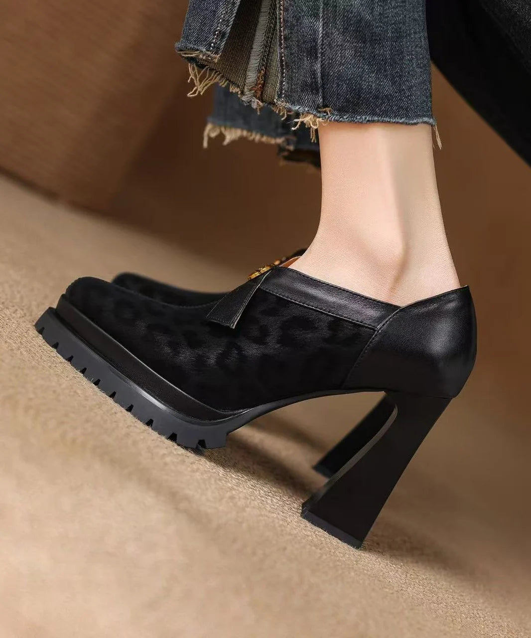 Women's Chunky Heel Ankle Boots Zippered Splicing Design 1