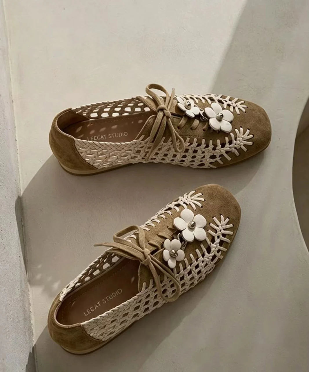 Women's Flats Lace-Up Floral Design Casual Shoes 1