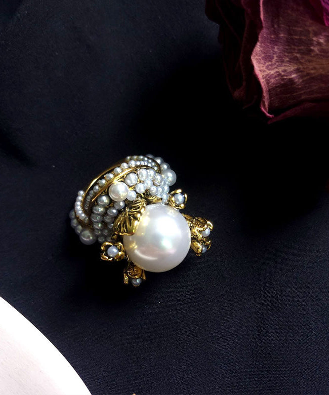 Women's Floral Pearl Ring Fashion Accessory 3