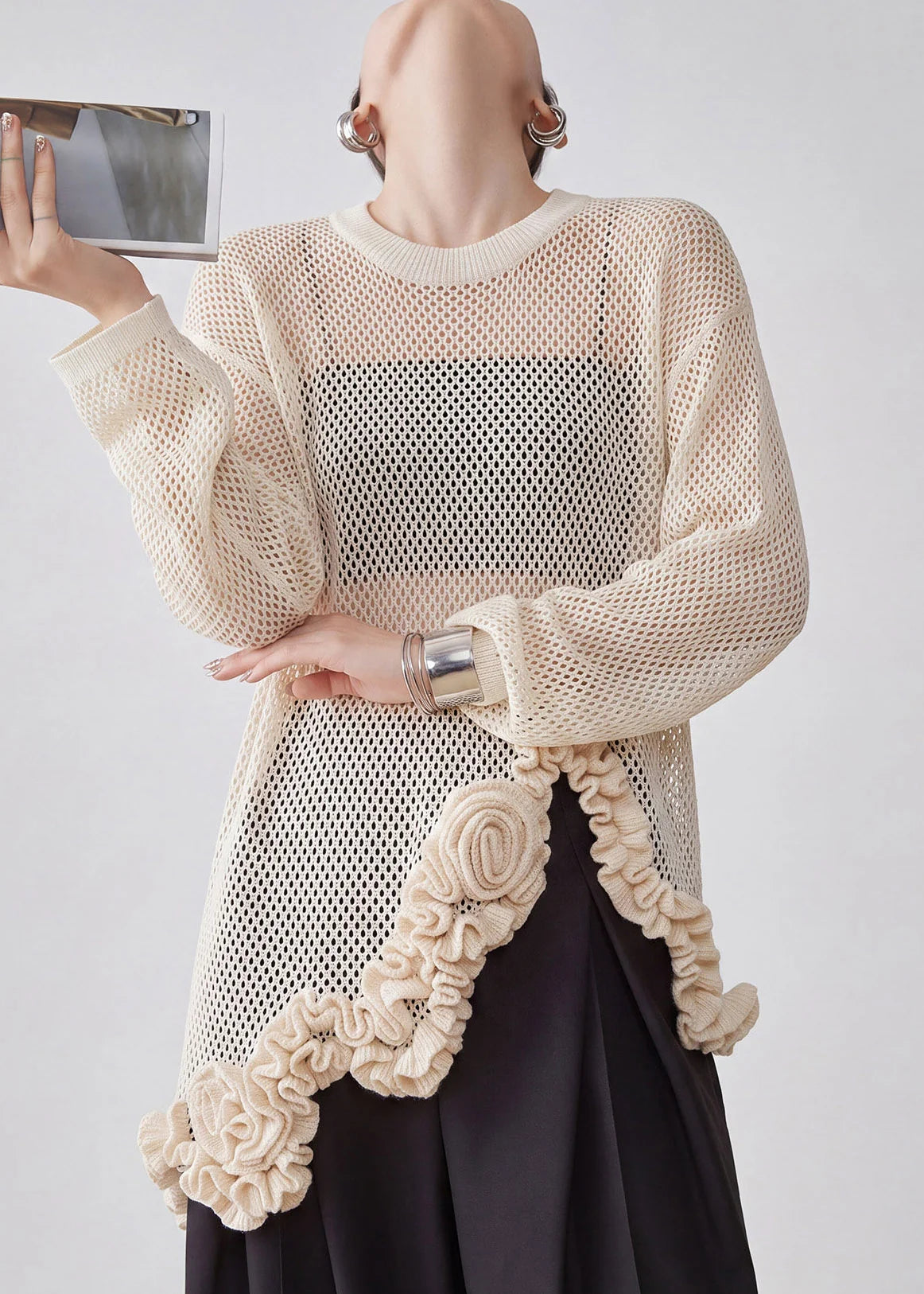 Women's Knit Shirt Asymmetrical Floral Design 0
