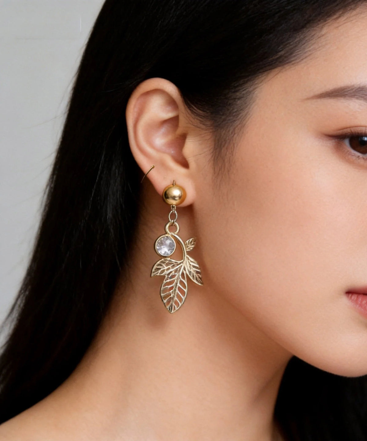 Women's Leaf Drop Earrings Hollow Design 1