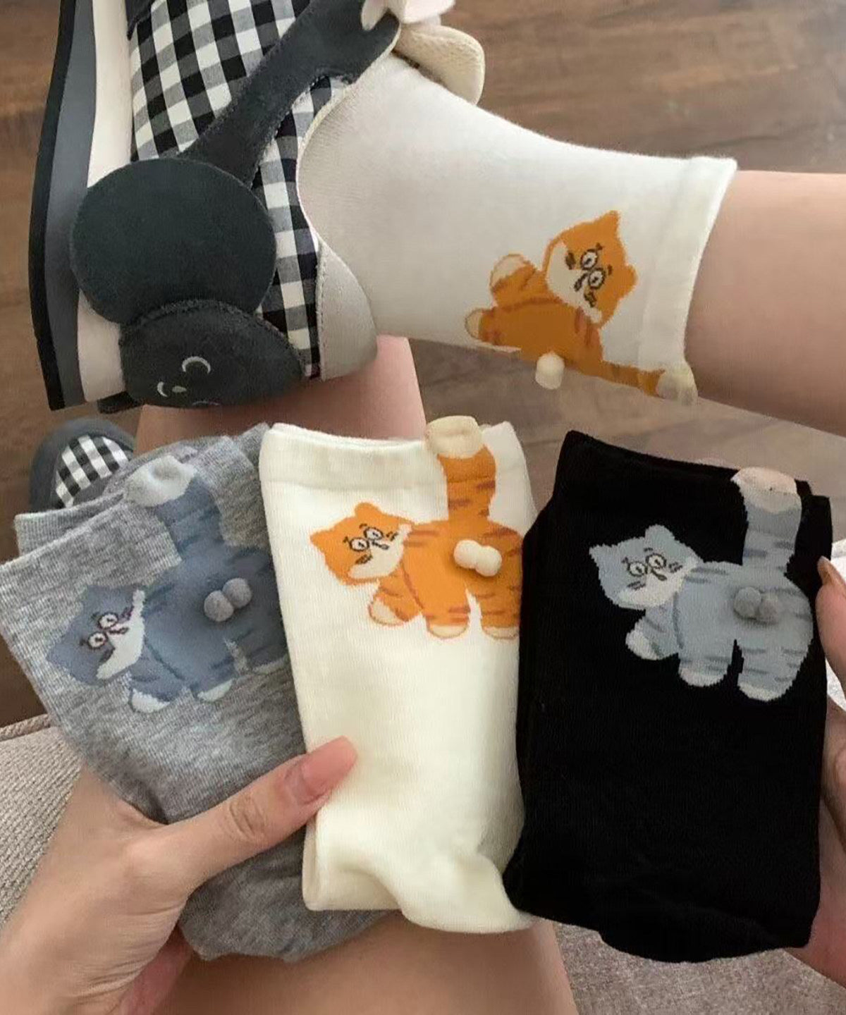 Women's Mid Socks Japanese Style Cat Design 1
