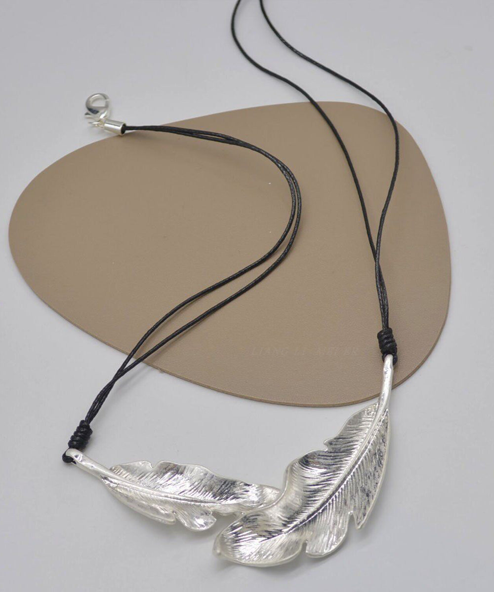 Women's Pendant Necklace Feather Design Rope Style 3