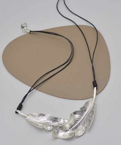 Women's Pendant Necklace Feather Design Rope Style 3