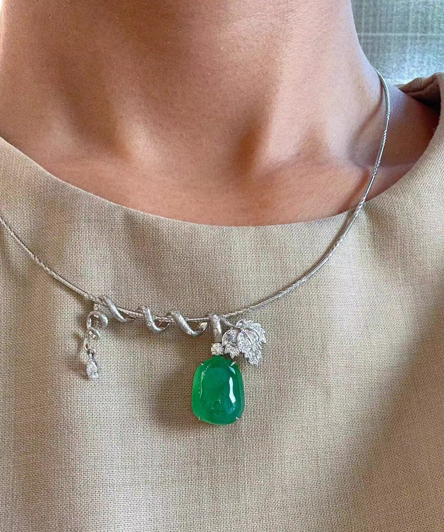 Women's Pendant Necklace Green Zircon Jade Inlaid 0