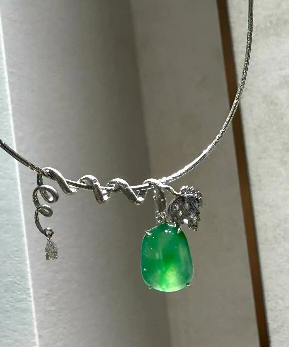 Women's Pendant Necklace Green Zircon Jade Inlaid 3
