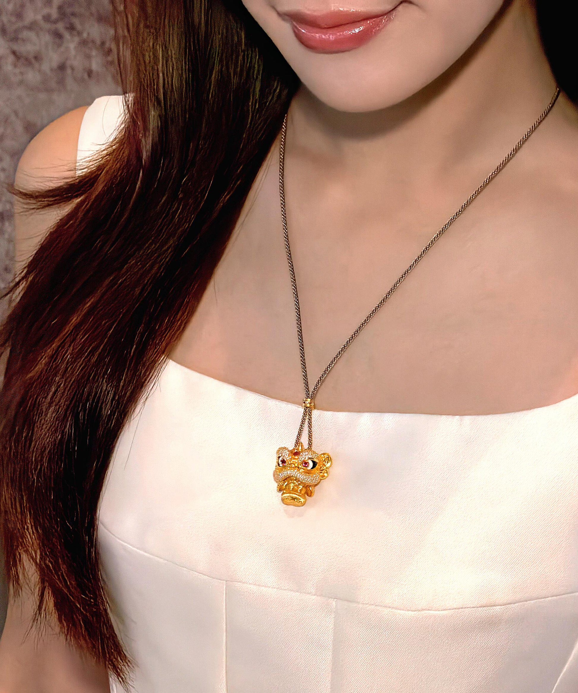 Women's Pendant Necklace Lion Dance Vintage Style 1