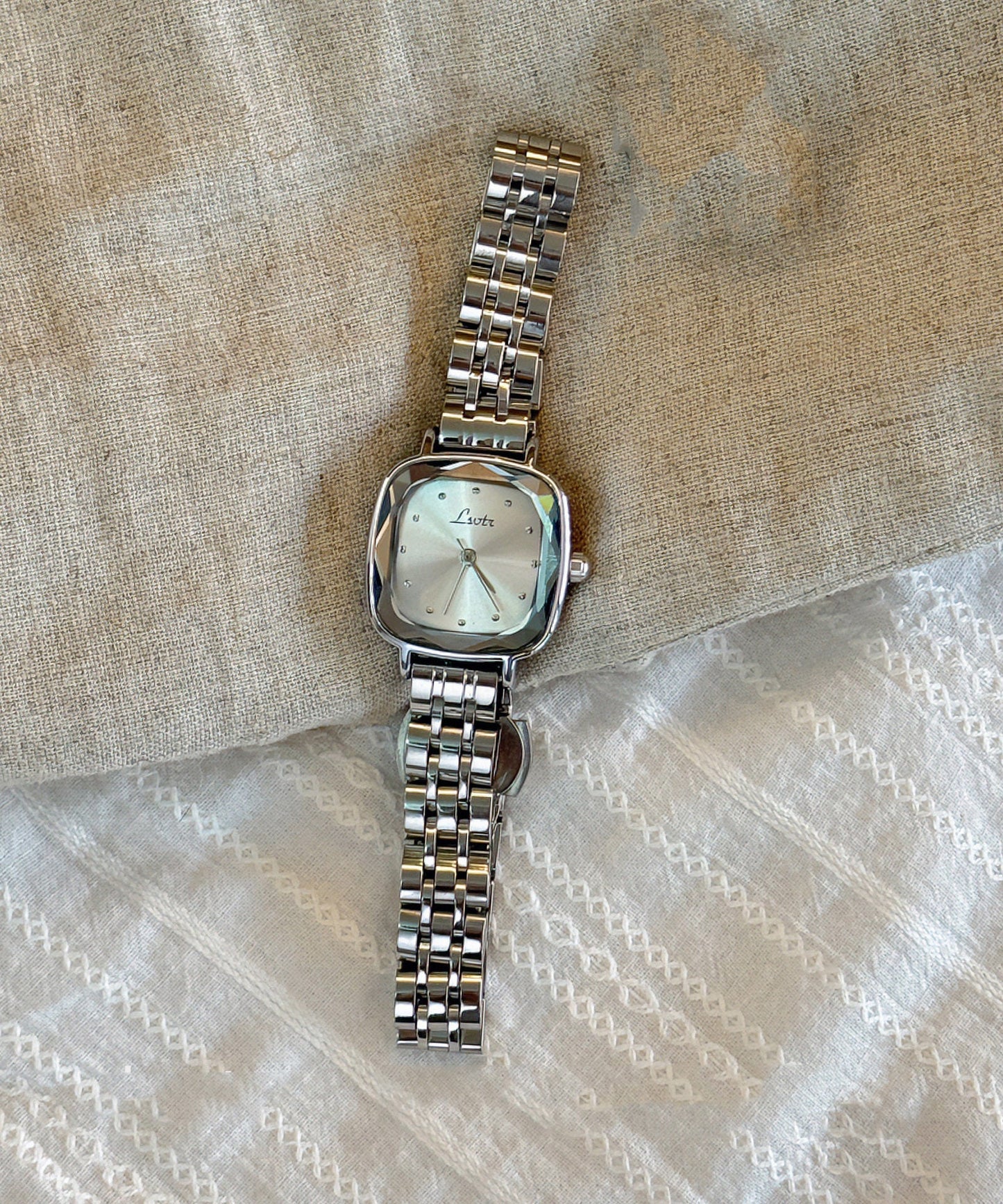 Women's Quartz Watch Classic Design 2