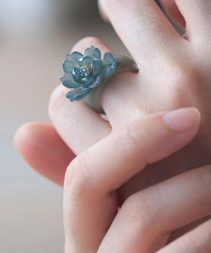 Women's Ring Lotus Design Accent 1