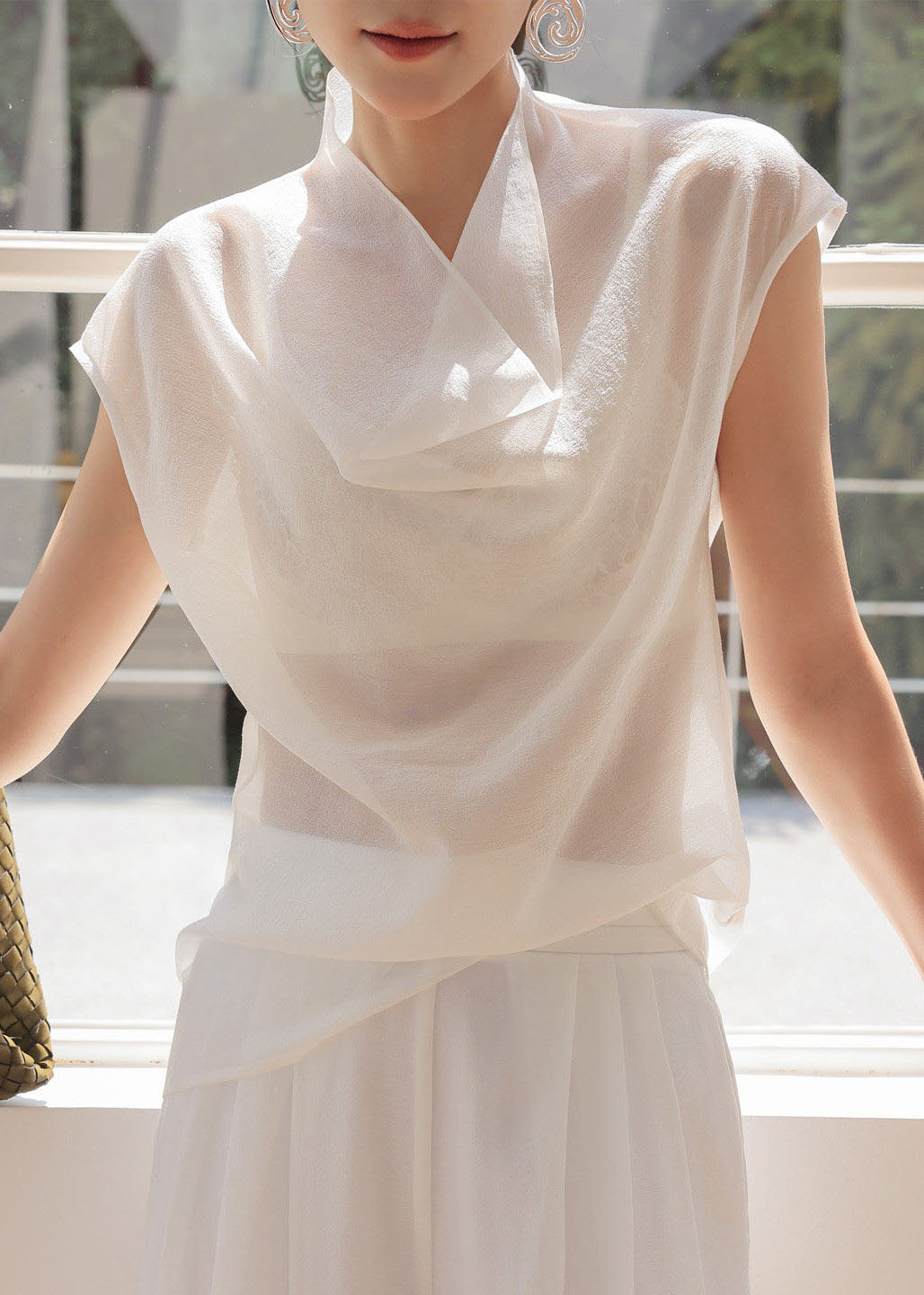 Women's Sleeveless Sheer Top Turtle Neck Casual Style 2
