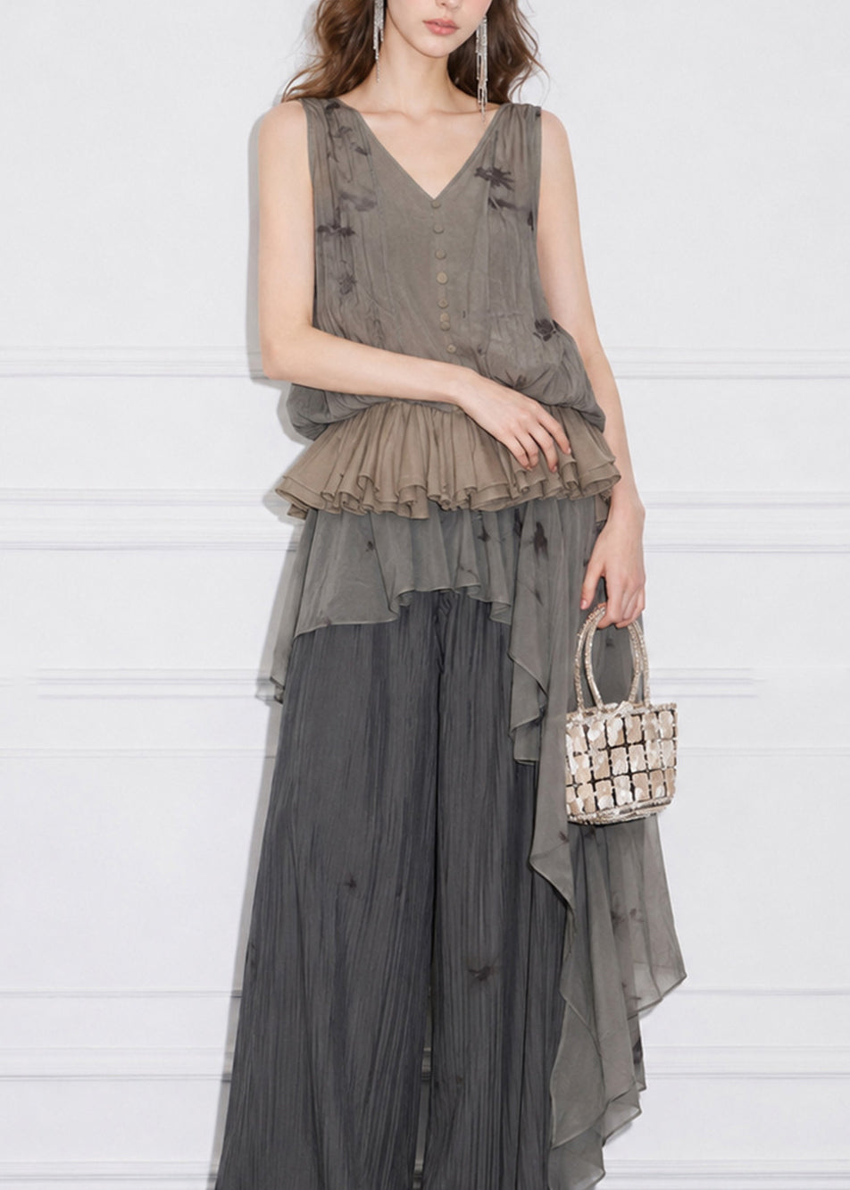 Women's Sleeveless Top V Neck Jacquard Layered Ruffled 4