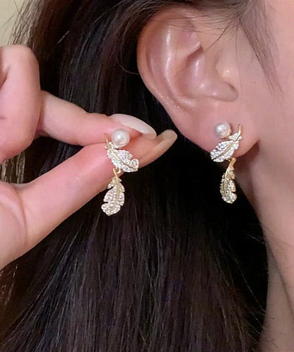 Women's Stud Earrings Feather Pearl Design 3