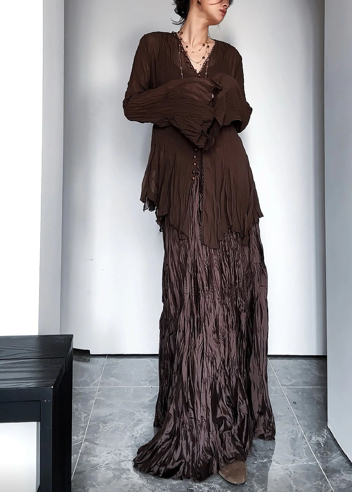 Women's Two-Piece Set V Neck Top and Maxi Skirt Vintage Style 3