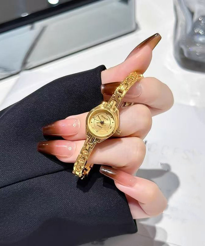 Women's Watch Classic Quartz Movement 4