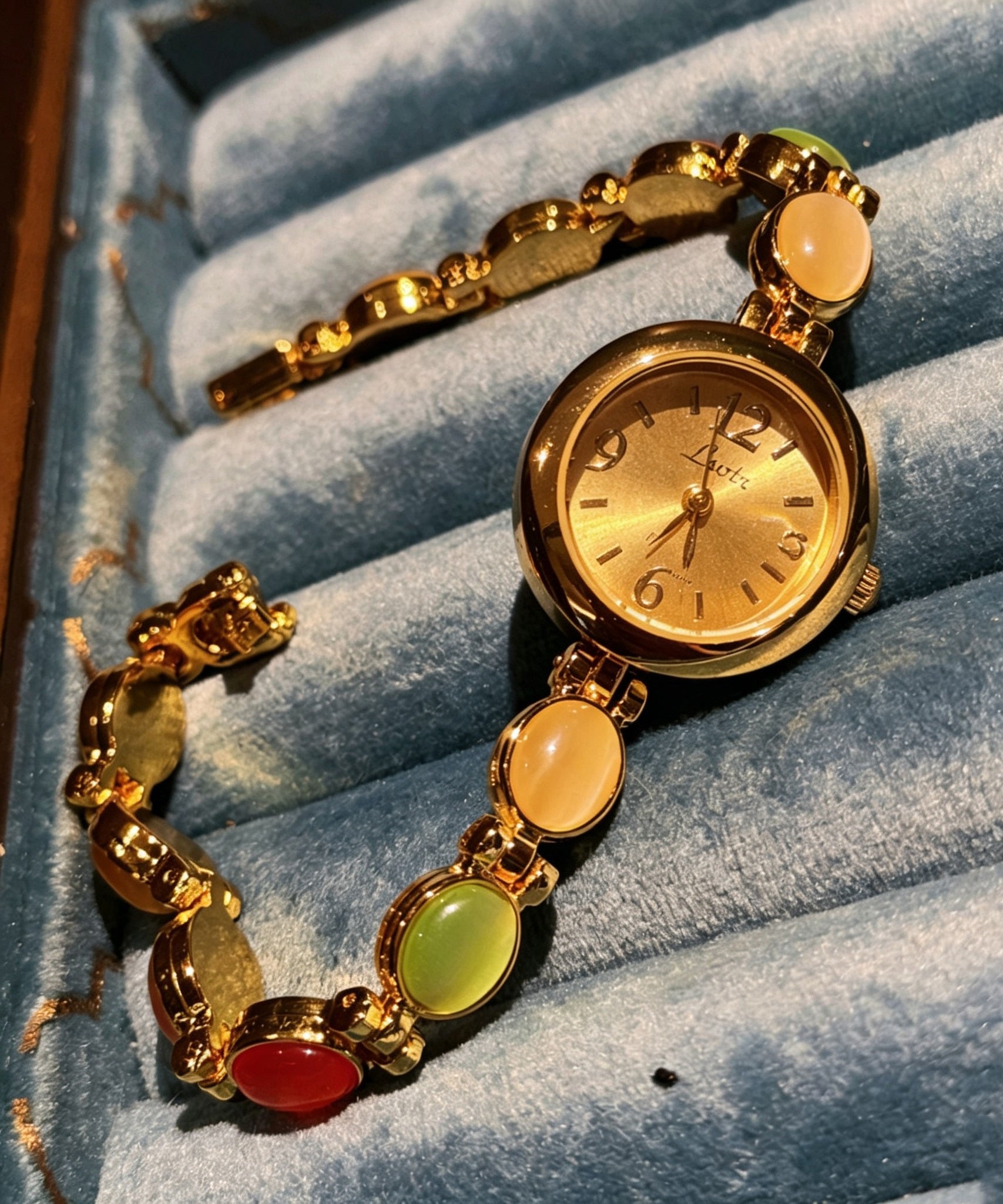 Women's Wristwatch Artistic Rainbow Design 2