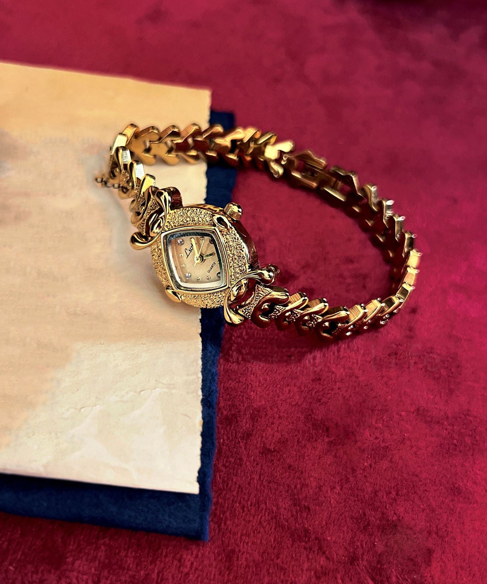 Women's Wristwatch Classic Design 0