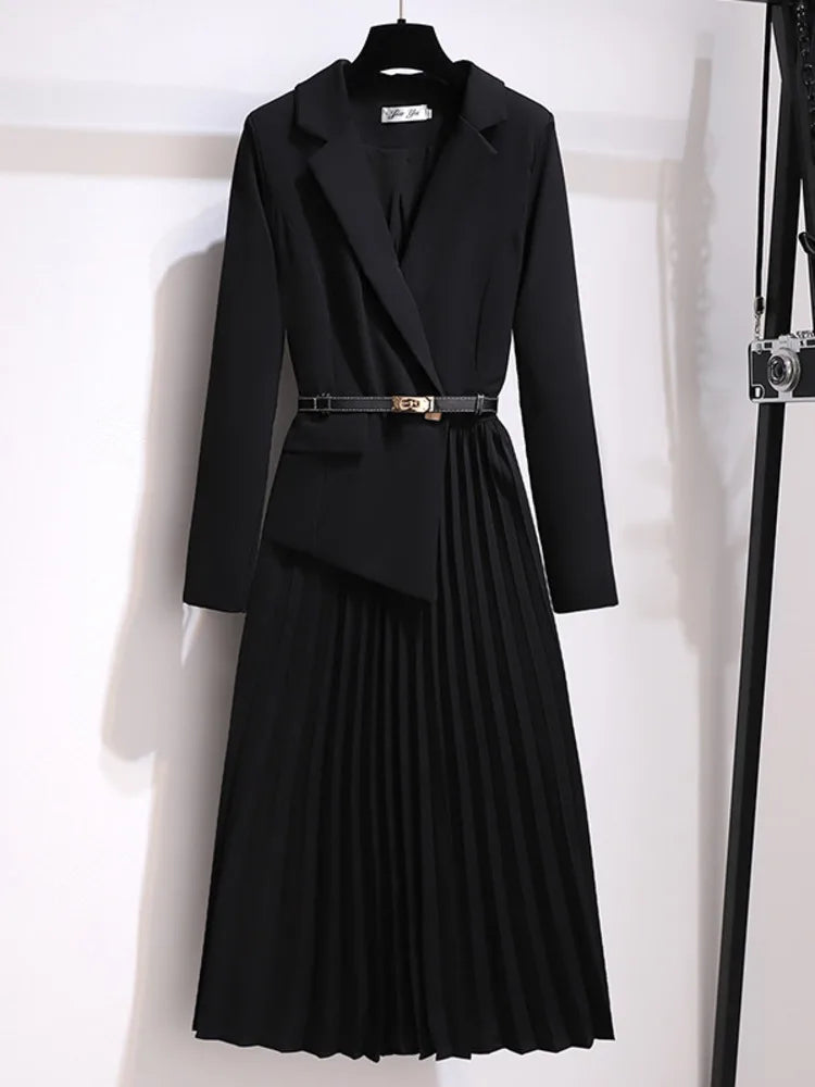 Women's Blazer Dress With Plissé And Belt