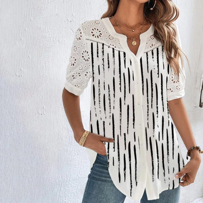 Women's Blouse With Playful Print And Perfect Fit