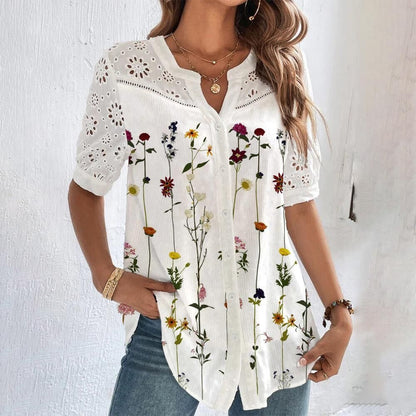 Women's Blouse With Playful Print And Perfect Fit