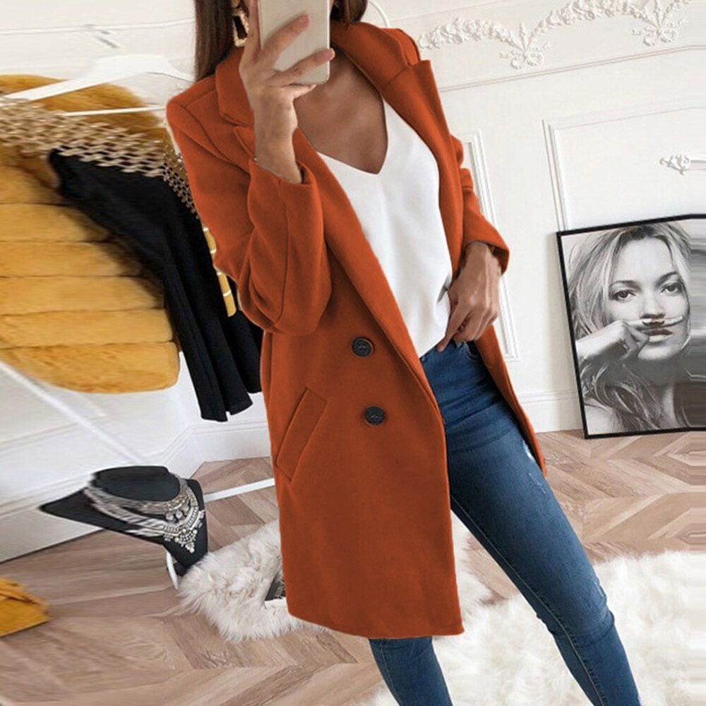 Women's Cloak Jacket with Turned Collar and Practical Pockets for All Seasons
