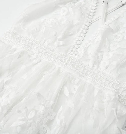 Women's Cocktail Dress Knee-length Flower Embroidery Mesh Fabric for Weddings