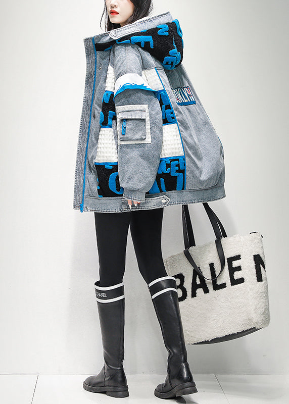 Women's Denim Jacket with hood and zip fastening