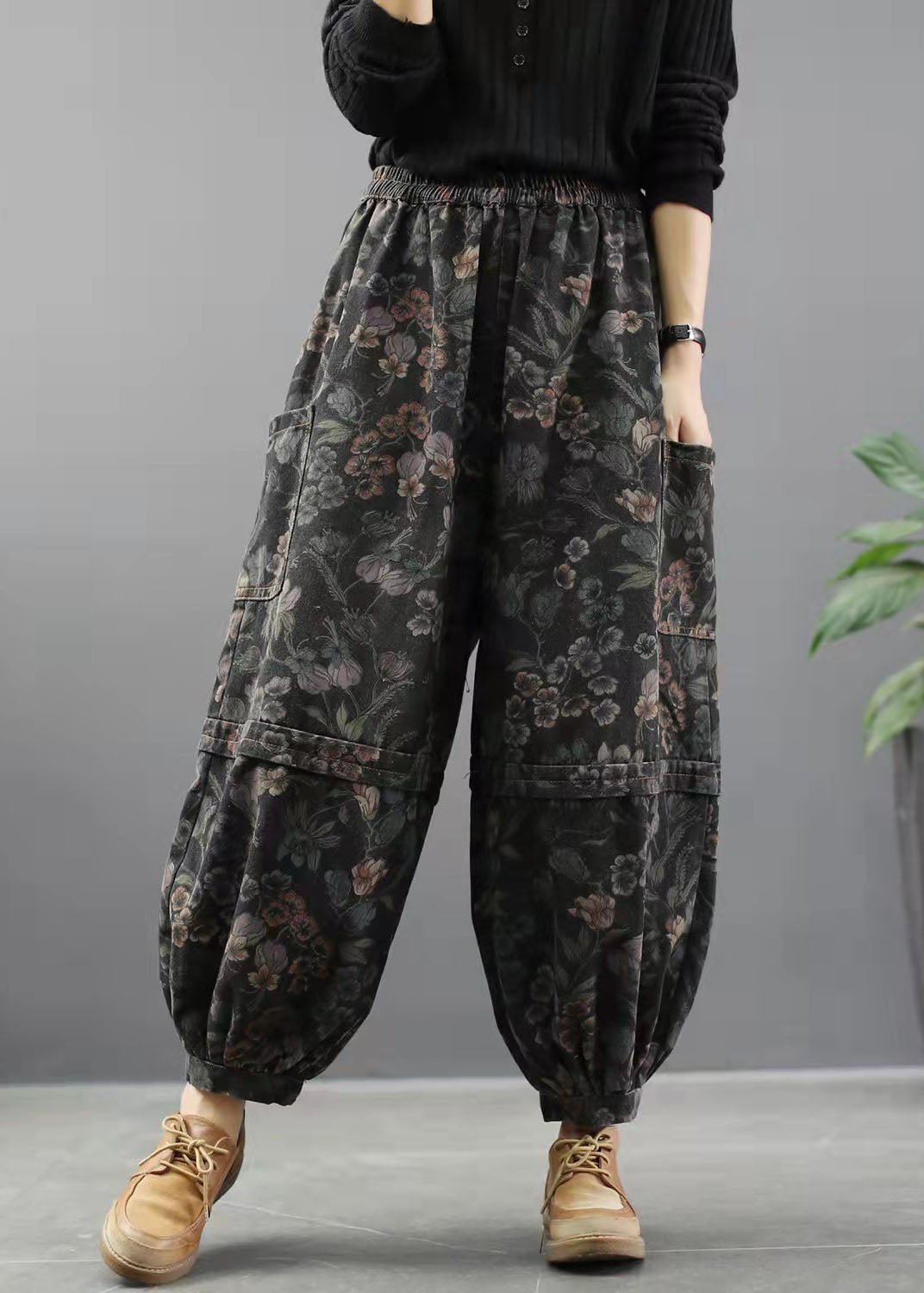 Women's Denim Trousers with Print and Lantern Style