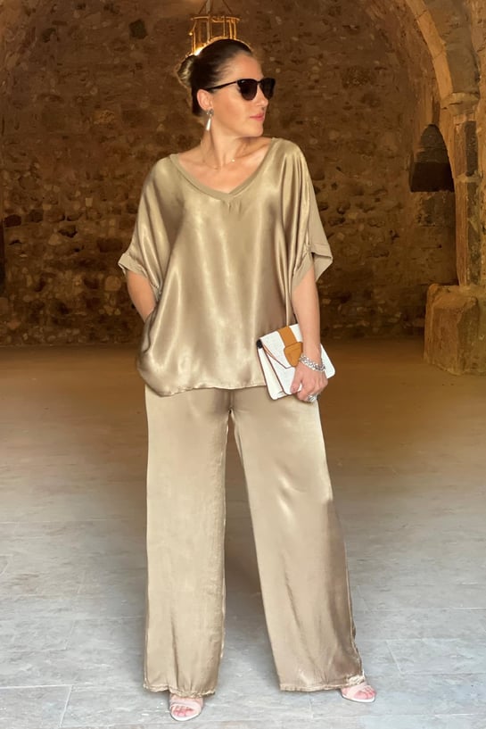 Women's Dress Set with Blouse and Pants, Luxury and Comfortable Fit