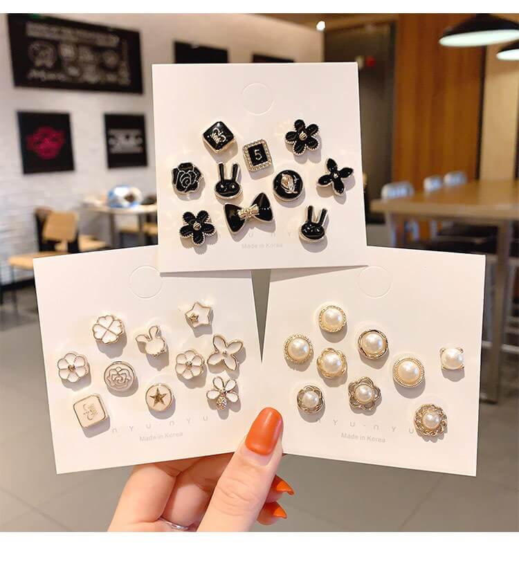 Women's Elegant Brooch