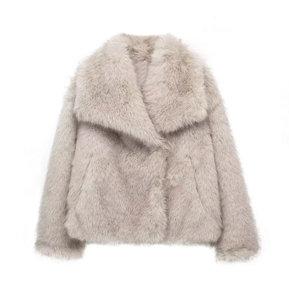 Women's Faux fur coat for Stylish Cold Days