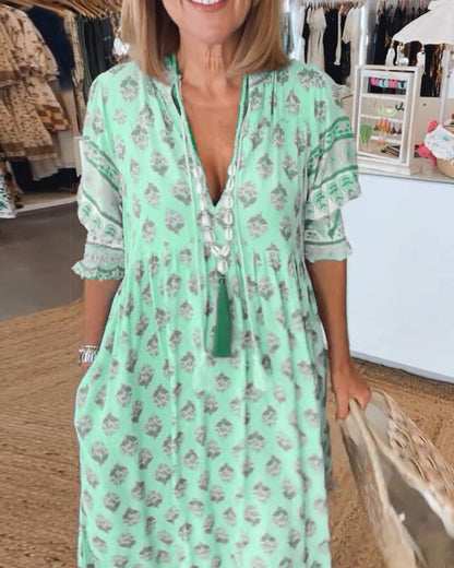 Women's Half-Sleeve Dress V-Neck Printed