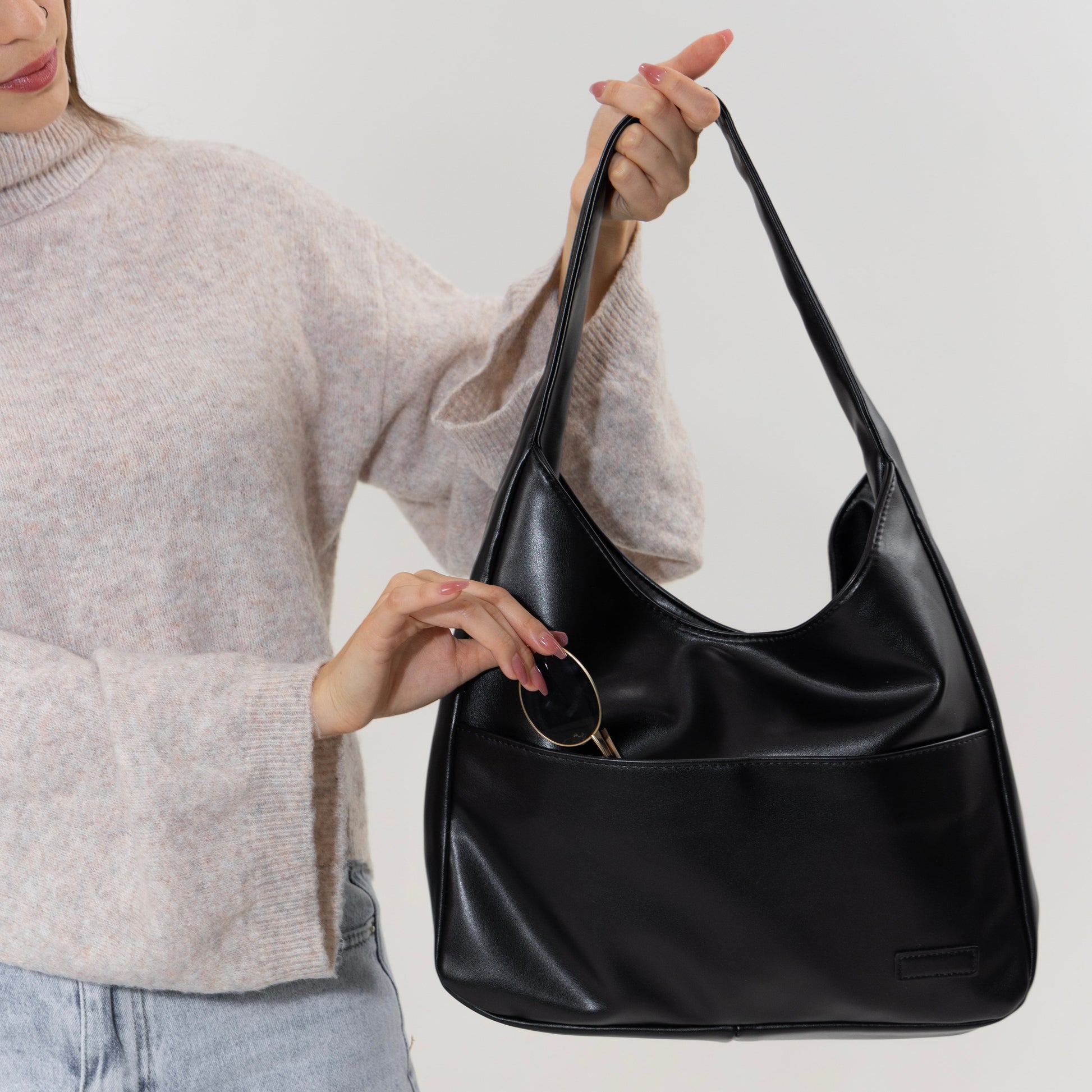 Women's Handbag Practical With Spacious Main Compartment