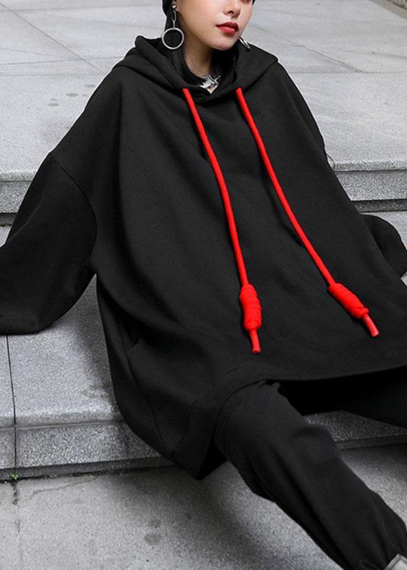 Women's Hooded Sweatshirt with Practical Pockets
