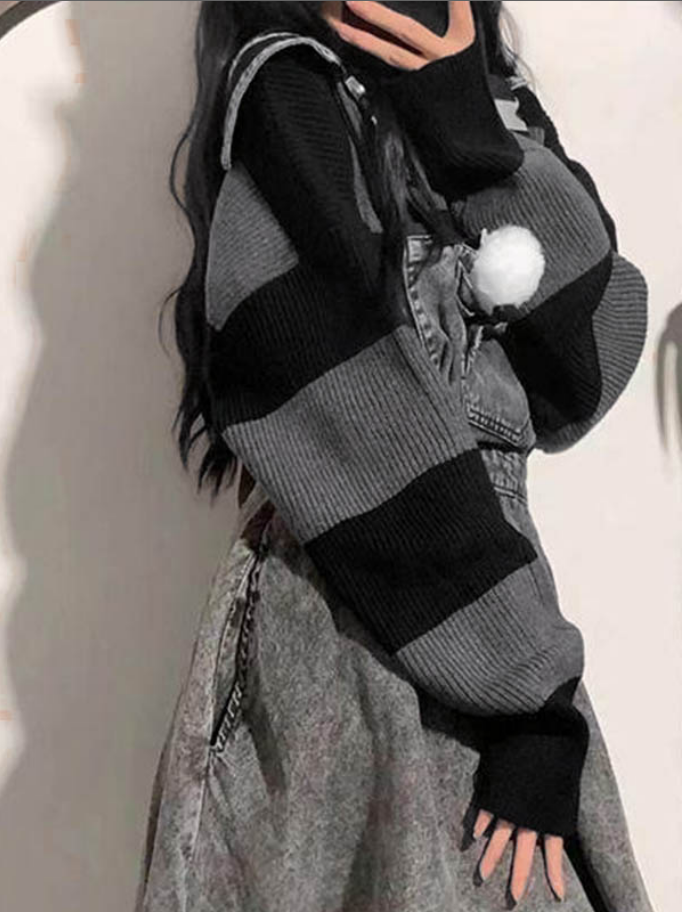 Women's Hoodie Sweater with Stripes and Baggy Fit