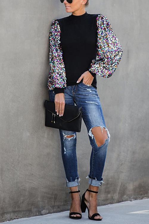 Women's Knitted Blouse with Sequins and Lantern Sleeves