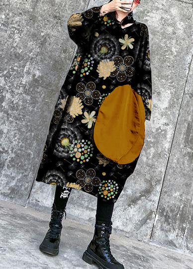 Women's Light Dress with O-neck and Pockets