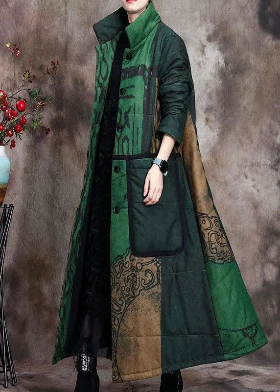 Women's Long Winter Coat With Print And Pockets For Colder Months